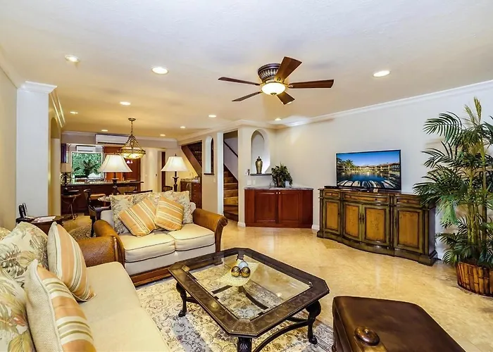 Palms 14 Luxury Beachfront Villa