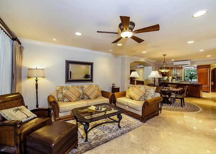 Palms 14 Luxury Beachfront * Playa Flamingo