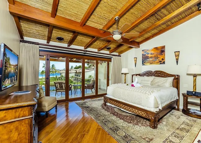 Villa Palms 14 Luxury Beachfront *